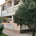 Olive Grove By Interhome * Nin