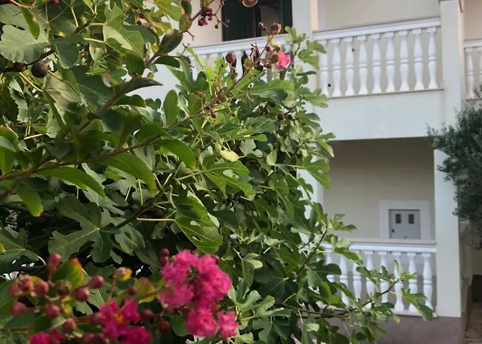 Olive Grove By Interhome Semesterbostad Nin